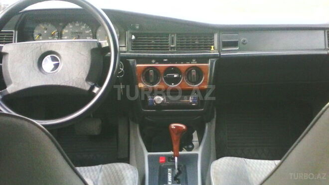 Mercedes 190 1991, 182,000 km - 2.0 l - Ağdam