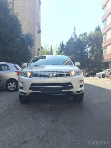 Toyota Highlander 2011, 98,000 km - 3.5 l - Bakı