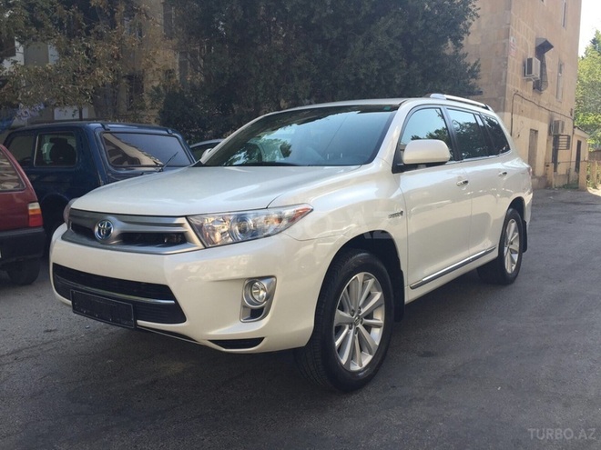 Toyota Highlander 2011, 98,000 km - 3.5 l - Bakı