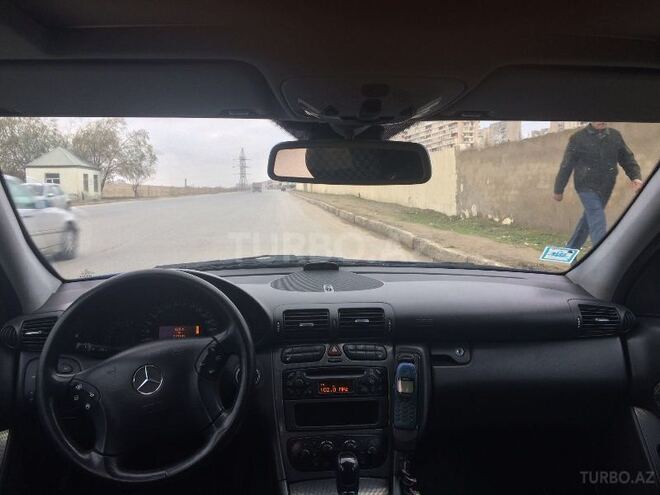 Mercedes C 240 2002, 213,000 km - 2.4 l - Sumqayıt