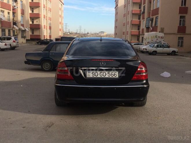 Mercedes E 320 2004, 240,000 km - 3.2 l - Bakı