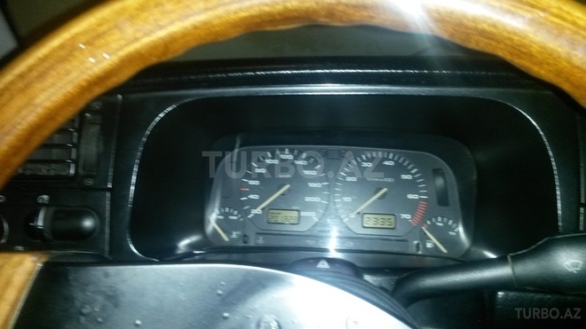 Volkswagen Golf 1992, 201,328 km - 2.1 l - Bakı