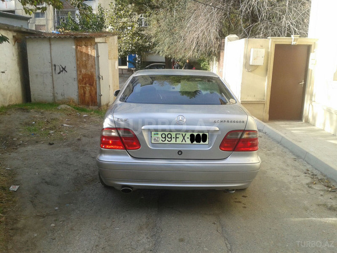Mercedes CLK 200 2000, 220,000 km - 2.0 l - Bakı