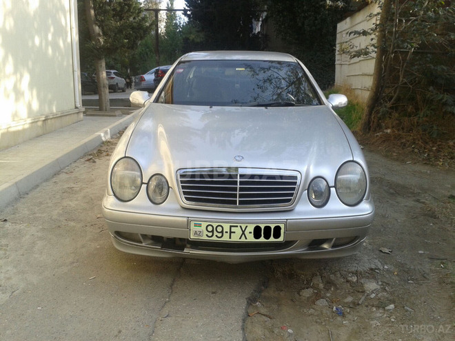 Mercedes CLK 200 2000, 220,000 km - 2.0 l - Bakı