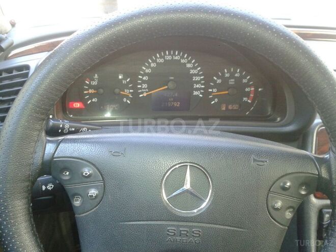 Mercedes CLK 200 2000, 220,000 km - 2.0 l - Bakı