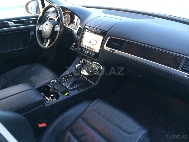 Volkswagen Touareg 2010, 138,618 km - 3.6 l - Bakı