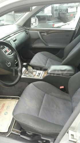Mercedes E 240 2000, 189,000 km - 2.4 l - Bakı