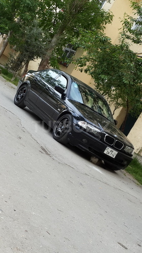 BMW 318 2000, 160,000 km - 1.9 l - Sumqayıt
