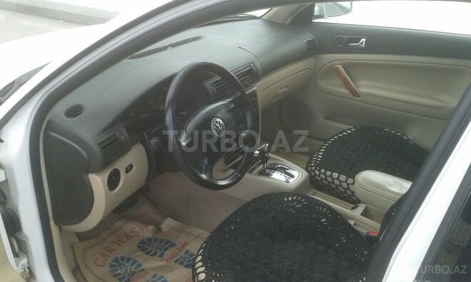 Volkswagen Passat 1999, 123,500 km - 2.8 l - Bakı