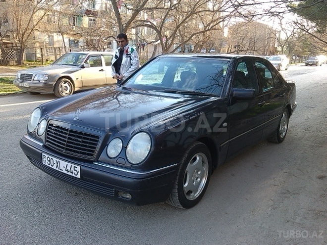 Mercedes E 200 1996, 218,000 km - 2.0 l - Bakı