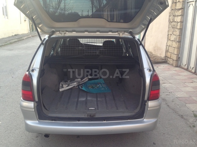 Opel Vectra 1999, 230,000 km - 1.8 l - Bakı
