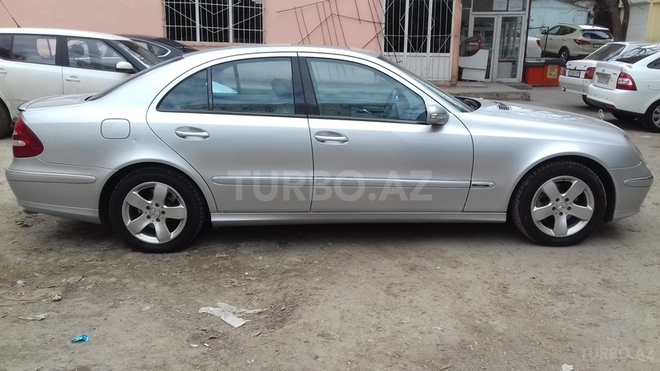 Mercedes E 240 2002, 226,000 km - 2.6 l - Bakı