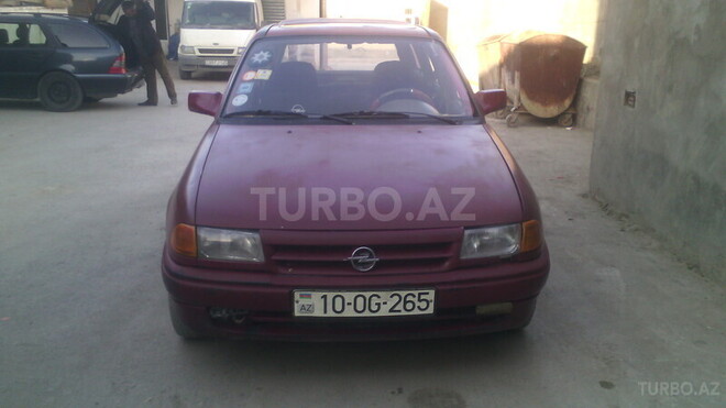 Opel Astra 1992, 351,000 km - 1.6 l - Bakı