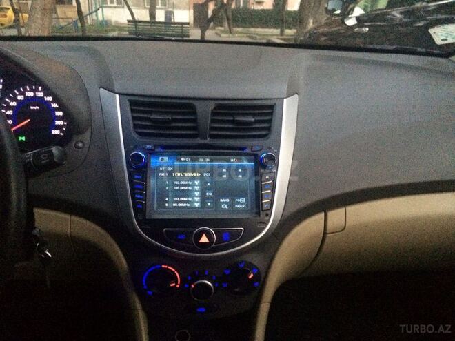 Hyundai Accent 2012, 22,000 km - 1.6 l - Bakı