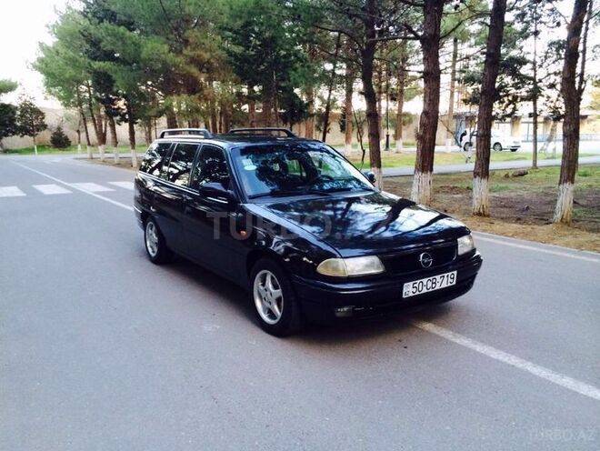 Opel Astra 1998, 220,000 km - 1.6 l - Sumqayıt
