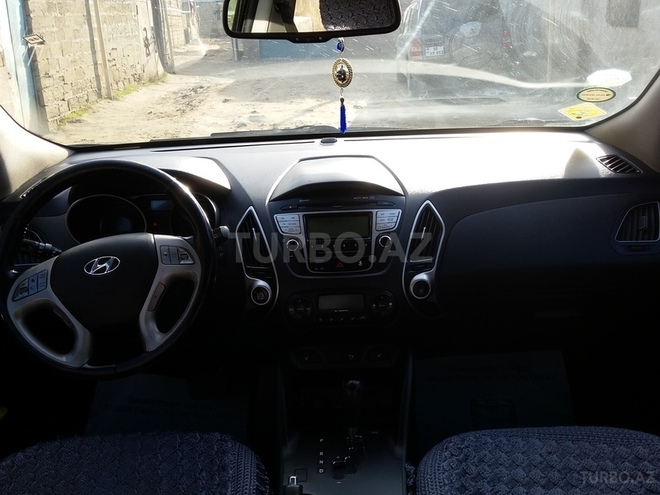 Hyundai ix35 2012, 86,000 km - 2.0 l - Bakı