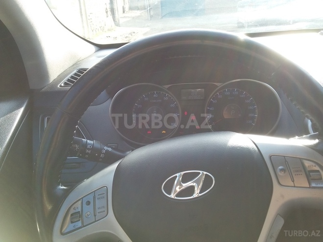 Hyundai ix35 2012, 86,000 km - 2.0 l - Bakı