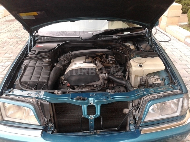 Mercedes C 230 1998, 210,000 km - 2.3 л - Bakı