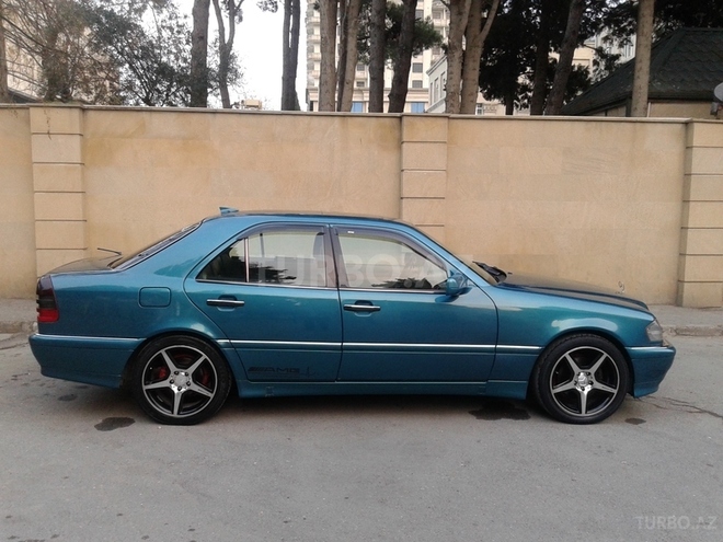 Mercedes C 230 1998, 210,000 km - 2.3 л - Bakı