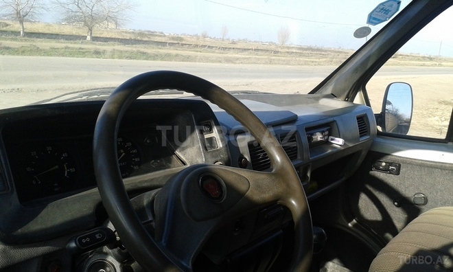 GAZ 330202-740 1998, 94,000 km - 2.4 l - Salyan