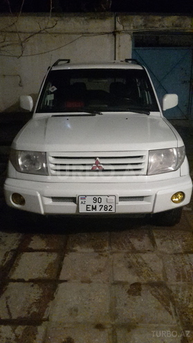 Mitsubishi Pajero io 1999, 190,860 km - 1.8 l - Bakı