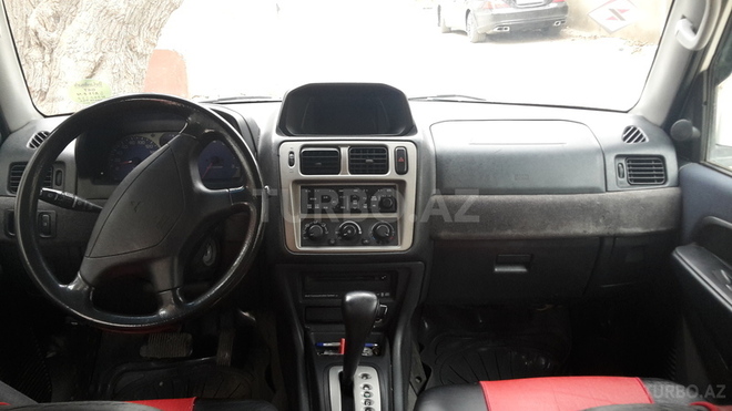 Mitsubishi Pajero io 1999, 190,860 km - 1.8 l - Bakı
