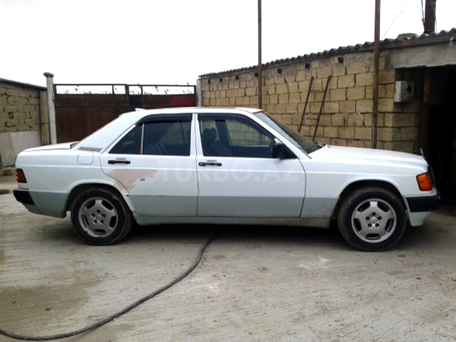 Mercedes 190 1991, 254,000 km - 2.0 л - Bakı