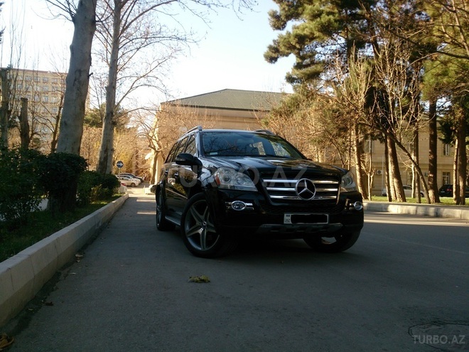 Mercedes GL 550 2008, 76,600 km - 5.5 l - Bakı