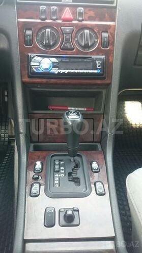 Mercedes C 230 1997, 245,136 km - 2.3 l - Bakı