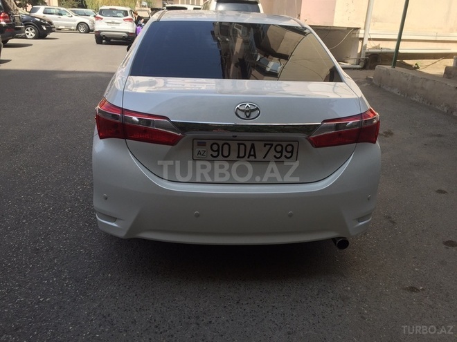 Toyota Corolla 2014, 1,300 km - 1.6 л - Bakı
