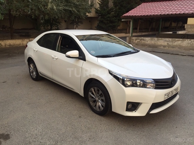 Toyota Corolla 2014, 1,300 km - 1.6 л - Bakı