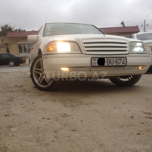 Mercedes C 220 1995, 185,698 km - 2.2 л - Bakı