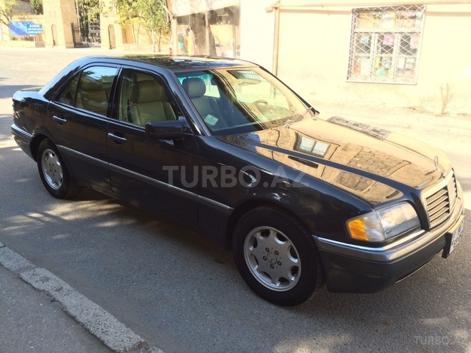 Mercedes C 220 1996, 220,000 km - 2.2 l - Bakı
