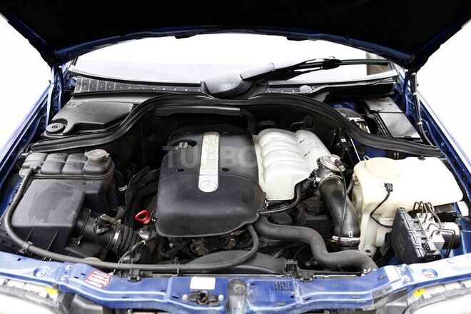 Mercedes C 220 1999, 240,000 km - 2.2 л - Bakı