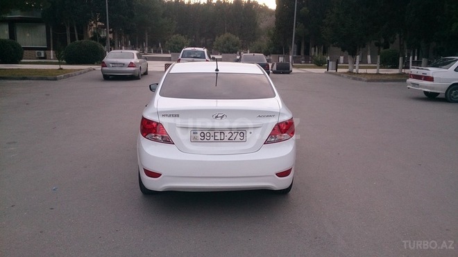 Hyundai Accent 2012, 61,000 km - 1.4 l - Bakı