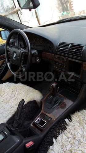 BMW 528 1999, 216,000 km - 2.8 л - Bakı