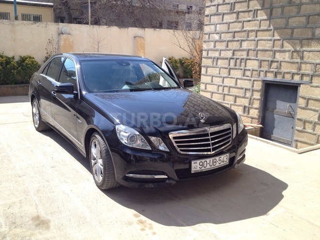 Mercedes E 200 2010, 81,000 km - 2.0 l - Bakı