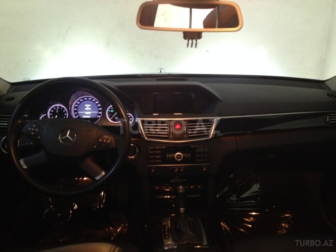 Mercedes E 200 2010, 81,000 km - 2.0 l - Bakı