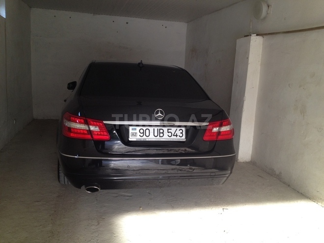 Mercedes E 200 2010, 81,000 km - 2.0 l - Bakı