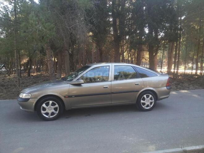 Opel Vectra 1997, 250,000 km - 1.8 l - Sumqayıt