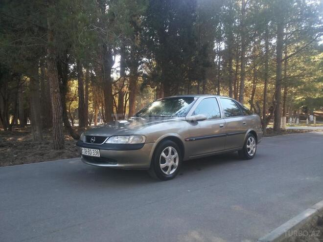 Opel Vectra 1997, 250,000 km - 1.8 l - Sumqayıt