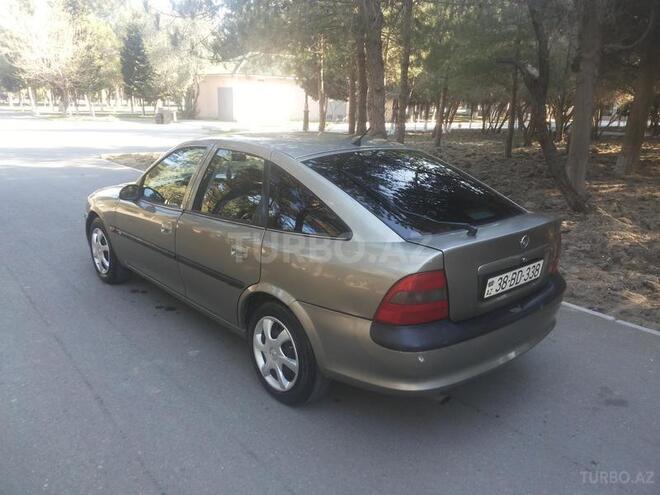 Opel Vectra 1997, 250,000 km - 1.8 l - Sumqayıt
