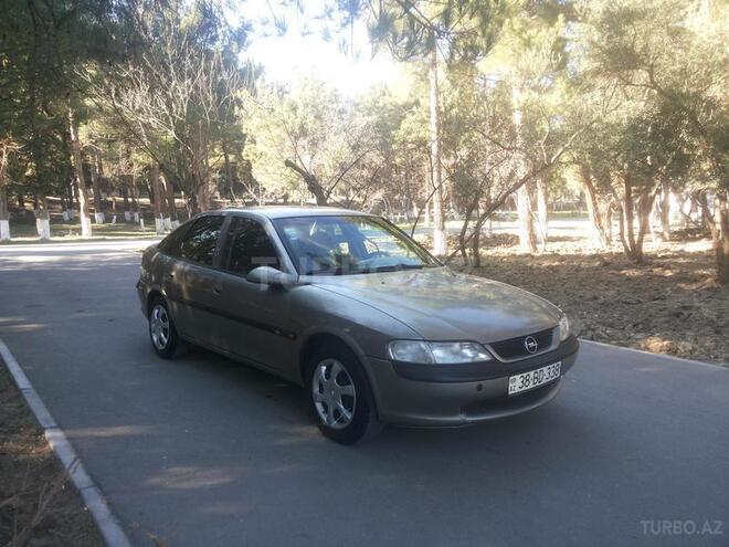 Opel Vectra 1997, 250,000 km - 1.8 l - Sumqayıt