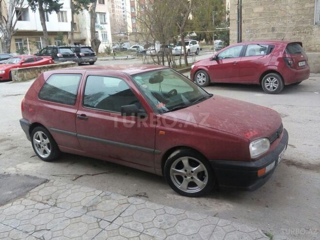 Volkswagen Golf 1993, 262,660 km - 1.8 l - Bakı