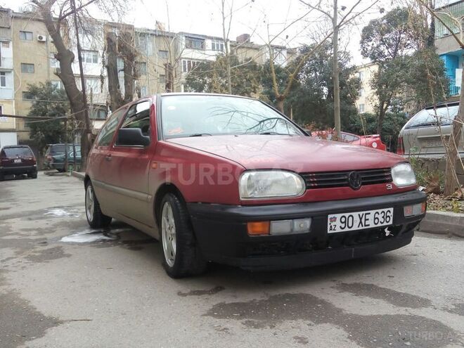 Volkswagen Golf 1993, 262,660 km - 1.8 l - Bakı