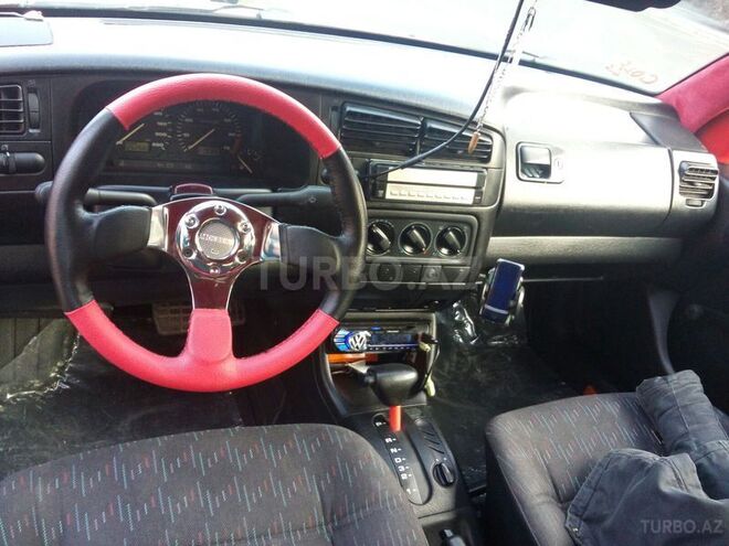 Volkswagen Golf 1993, 262,660 km - 1.8 l - Bakı
