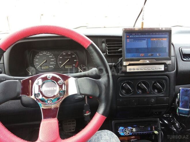 Volkswagen Golf 1993, 262,660 km - 1.8 l - Bakı