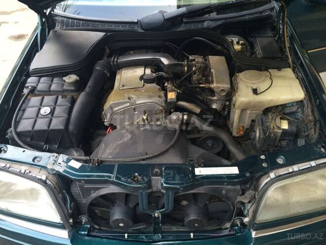 Mercedes C 200 1996, 247,000 km - 2.0 л - Bakı
