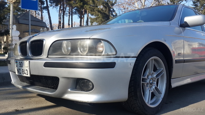 BMW 525 2001, 320,000 km - 2.5 l - Mingəçevir