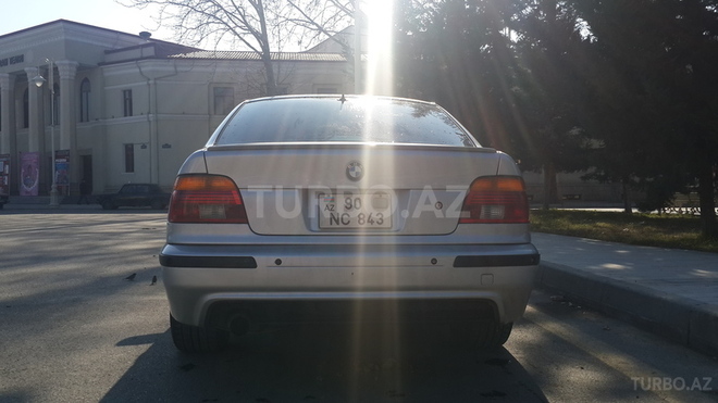 BMW 525 2001, 320,000 km - 2.5 l - Mingəçevir
